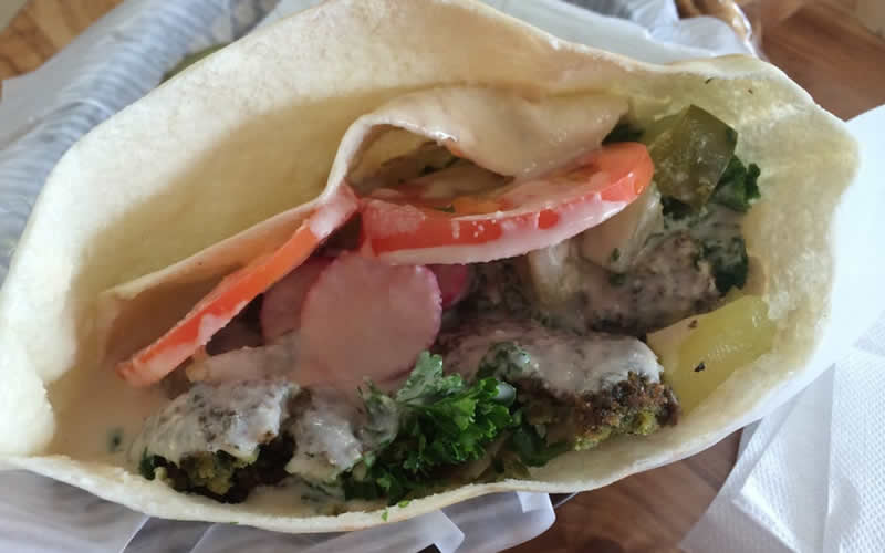Pakapocket is located at Bryant Irving Rod and Bellaire near Country Day Plaza 
                | pakapocket.com